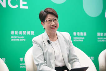 Speaking at today’s press conference to introduce the 2025 Book Fair, Sophia Chong, HKTDC Deputy Executive Director, said: “The Hong Kong Book Fair, as a Hong Kong spotlight event, together with the Hong Kong Sports and Leisure Expo and World of Snacks, will present a wide array of engaging experiences for locals and tourists alike. To celebrate the Book Fair’s 35th edition, three special offers will be launched to to attract citizens and tourists to enter the fairs and enjoy reading culture, sports and leisure activities, and great snacks with family and friends.” Speaking at today’s press conference to introduce the 2025 Book Fair, Sophia Chong, HKTDC Deputy Executive Director, said: “The Hong Kong Book Fair, as a Hong Kong spotlight event, together with the Hong Kong Sports and Leisure Expo and World of Snacks, will present a wide array of engaging experiences for locals and tourists alike. To celebrate the Book Fair’s 35th edition, three special offers will be launched to to attract citizens and tourists to enter the fairs and enjoy reading culture, sports and leisure activities, and great snacks with family and friends.”